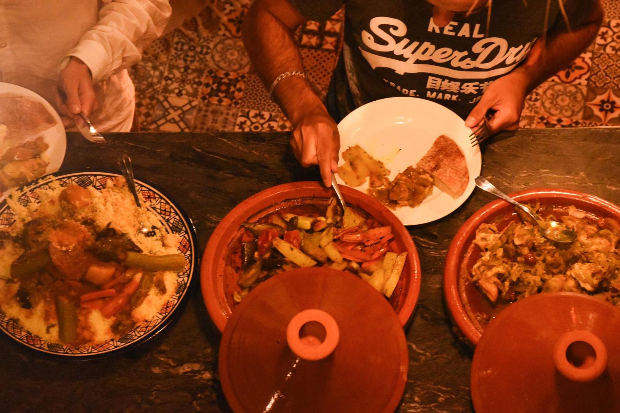 Playa Del Sol Surf House Hostel Tamraght Bagian luar foto