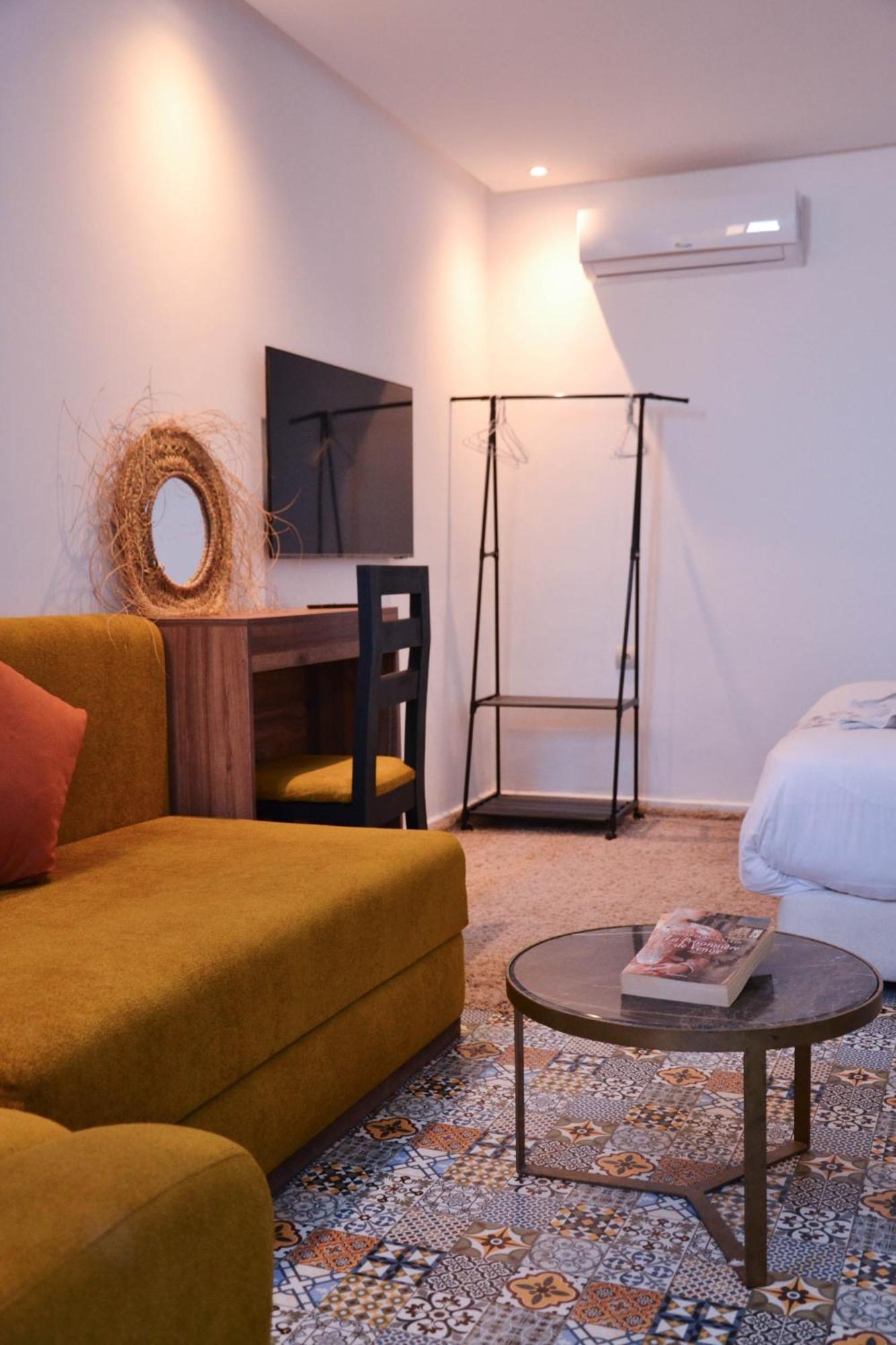 Playa Del Sol Surf House Hostel Tamraght Bagian luar foto