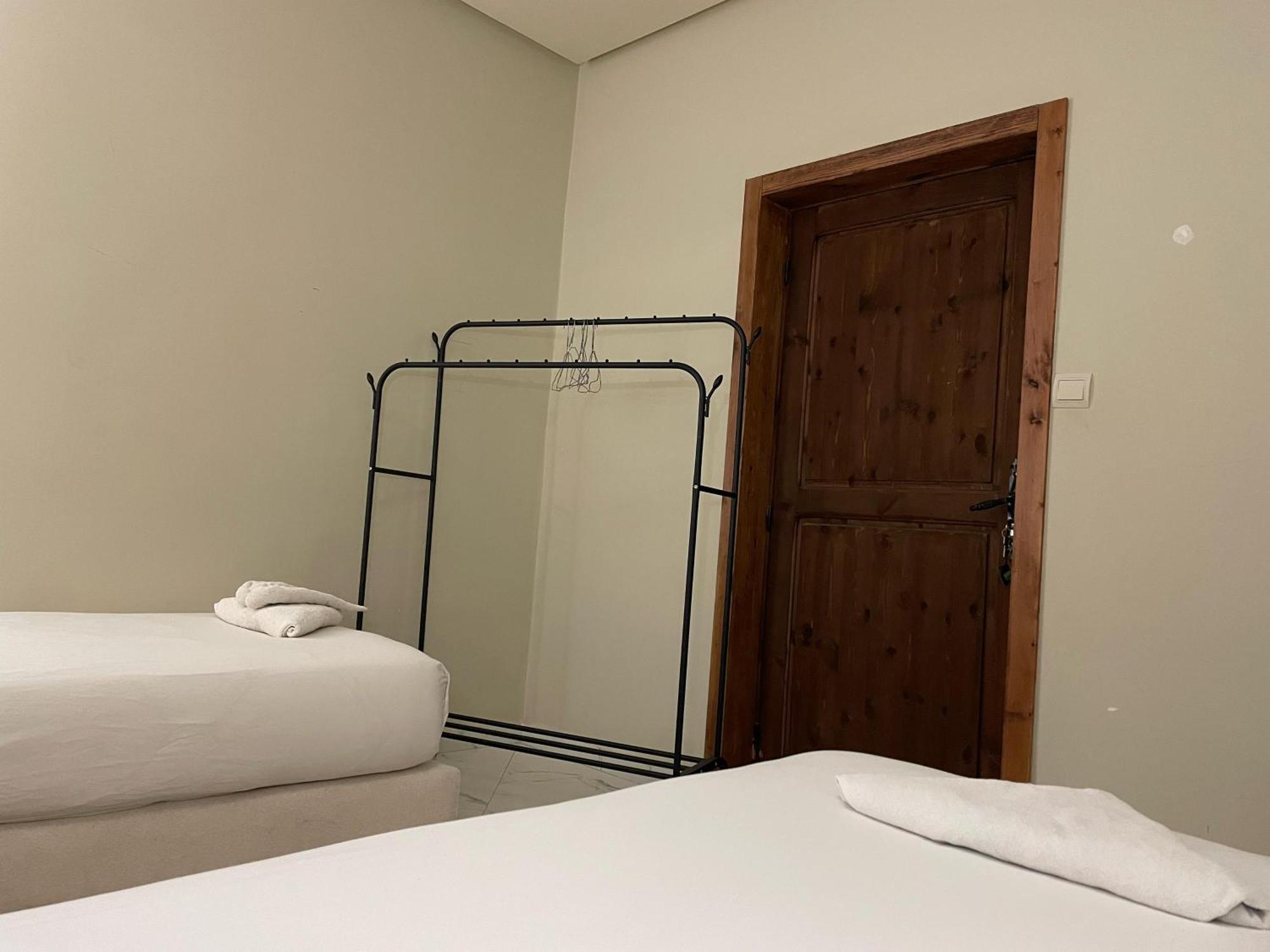 Playa Del Sol Surf House Hostel Tamraght Bagian luar foto